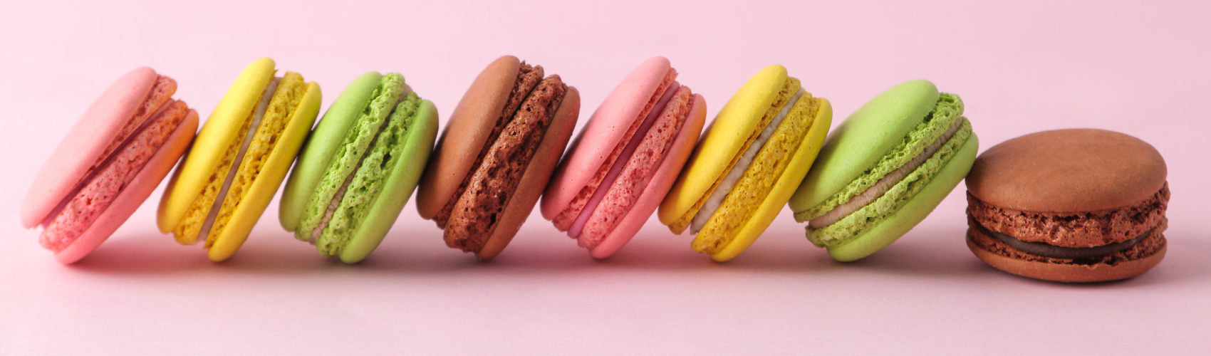 Macarons und Petits Fours – edle Mini-Gebäcke für besondere Genussmomente