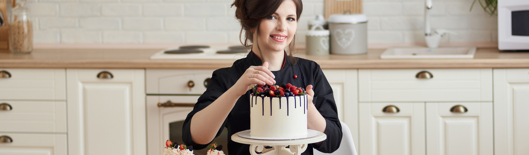 Dekore & Toppings für Kuchen & Desserts – liebevoll verzierte Backideen